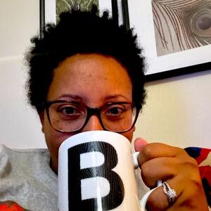 Meet your Posher, Briana